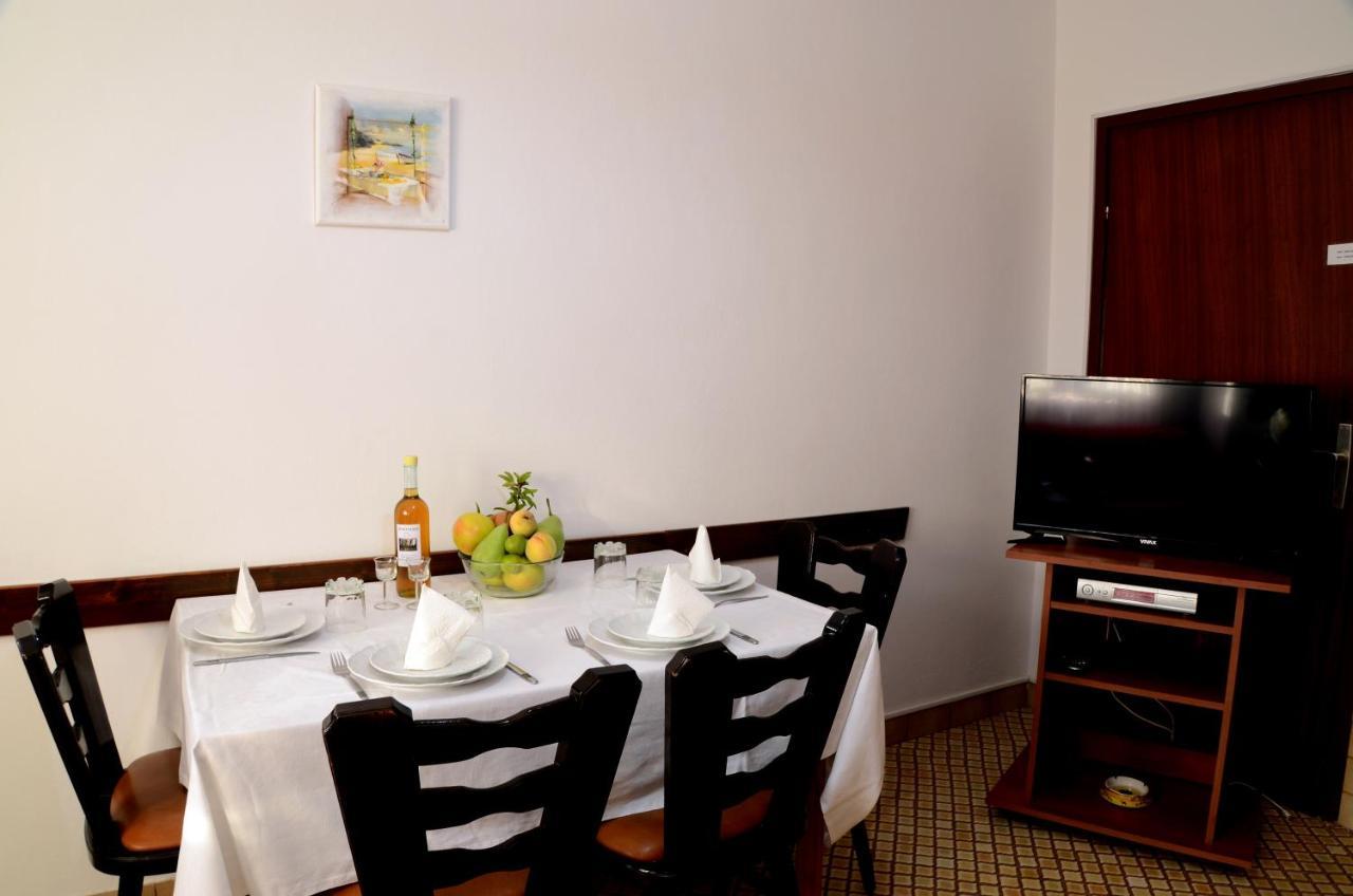 Dvosoban Apartman U Centru Grada Biograd Na Moru Bagian luar foto