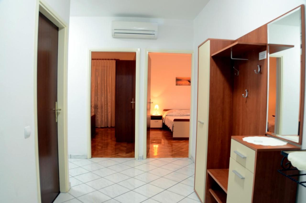 Dvosoban Apartman U Centru Grada Biograd Na Moru Bagian luar foto