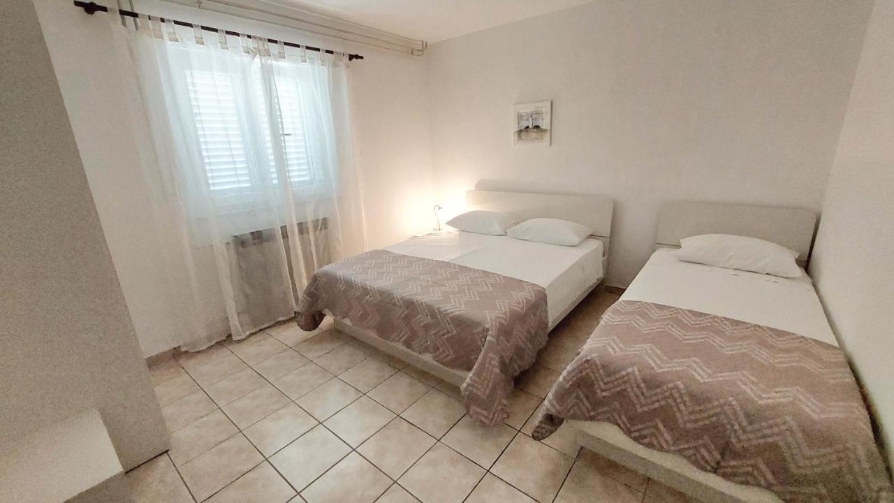 Dvosoban Apartman U Centru Grada Biograd Na Moru Bagian luar foto